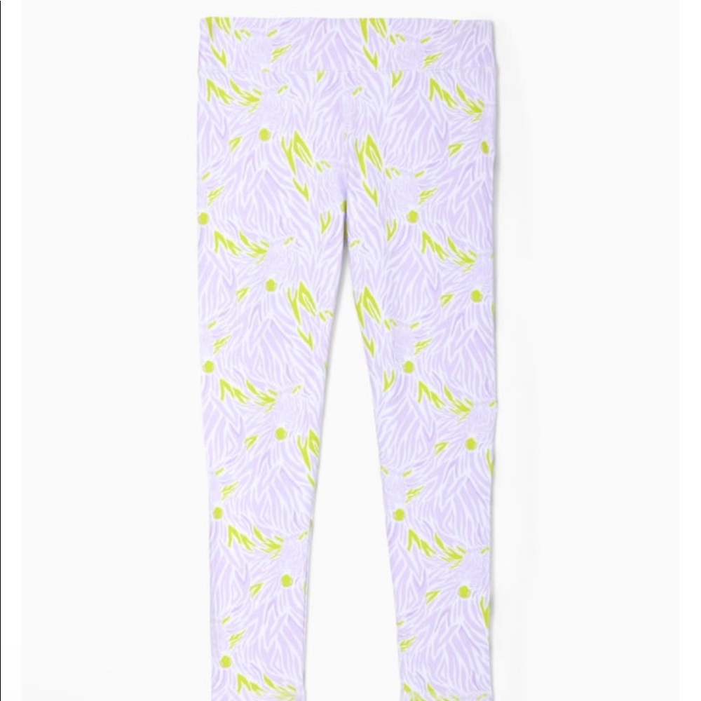 *NWT* Active Zebra Legging in light purple
